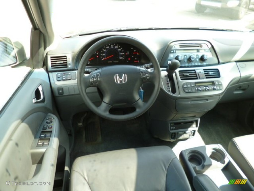 2005 Honda Odyssey EX-L Gray Dashboard Photo #80300902