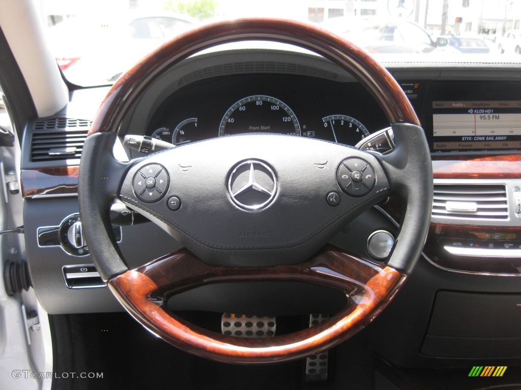 2010 Mercedes-Benz S 550 Sedan Steering Wheel Photos