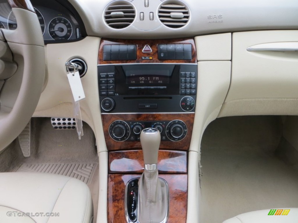 2006 Mercedes-Benz CLK 350 Coupe Controls Photo #80301914