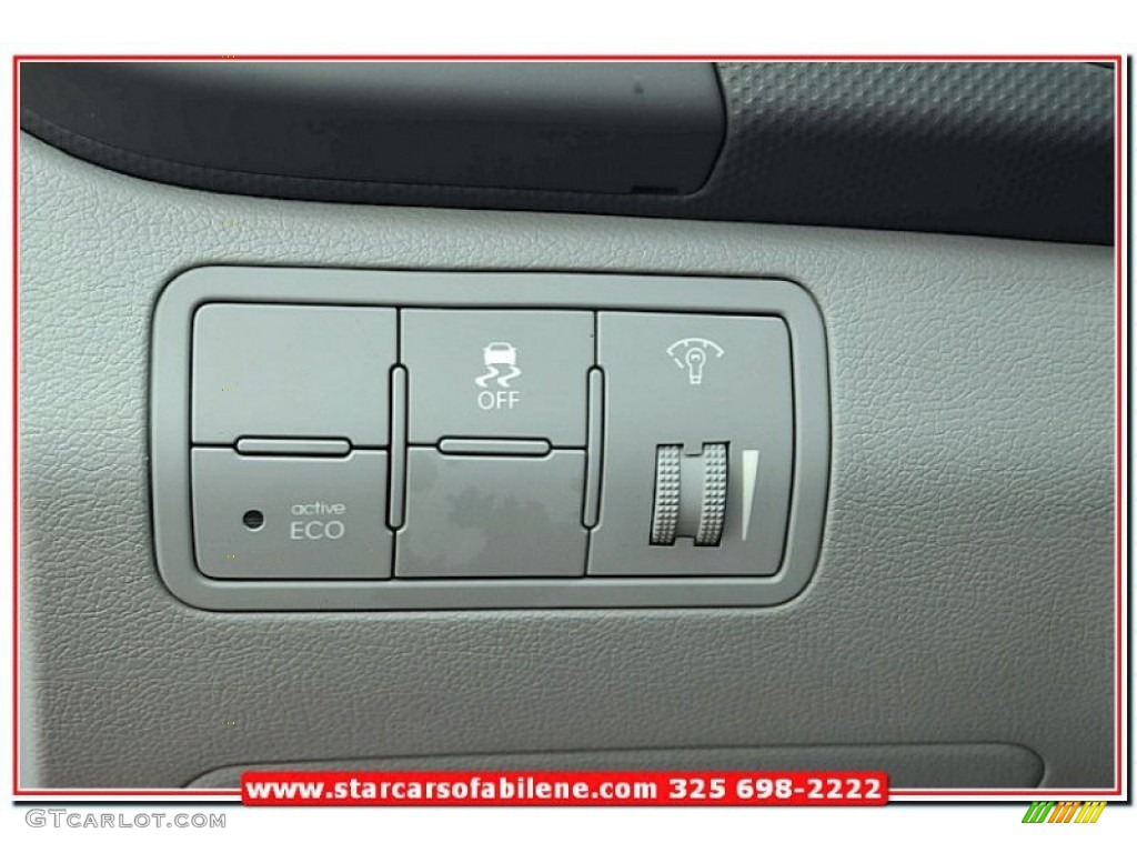 2013 Accent GS 5 Door - Boston Red / Gray photo #14