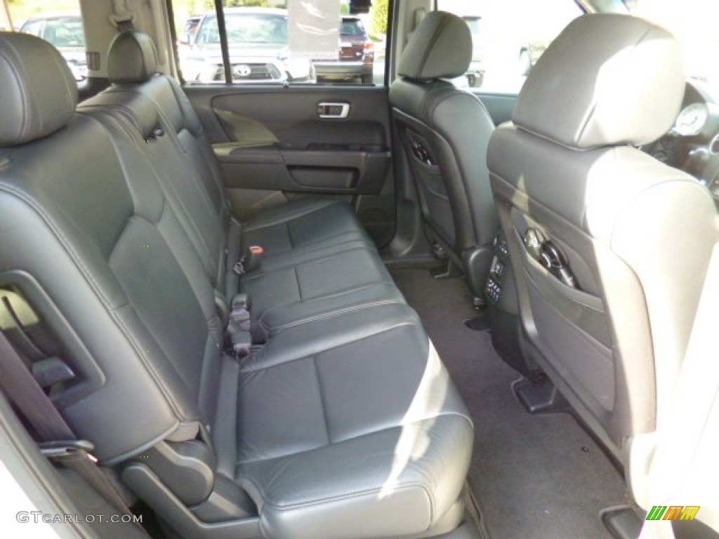 2011 Honda Pilot Touring 4WD Rear Seat Photo #80303432