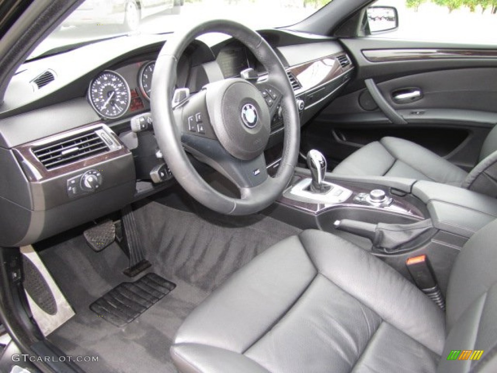 Black Interior 2010 BMW 5 Series 550i Sedan Photo #80306102