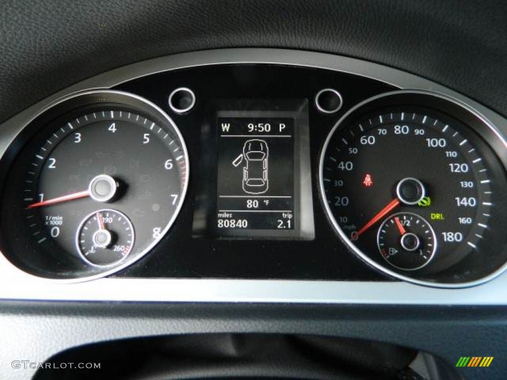 2009 Volkswagen CC Sport Gauges Photo #80306641