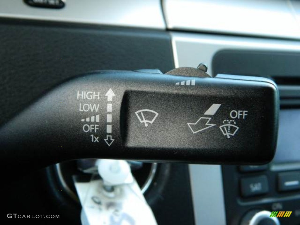 2009 Volkswagen CC Sport Controls Photo #80306708