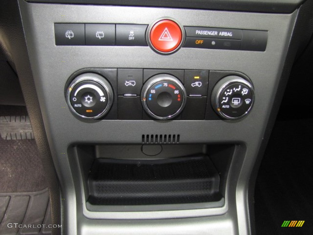 2008 Saturn VUE Red Line Controls Photo #80308358