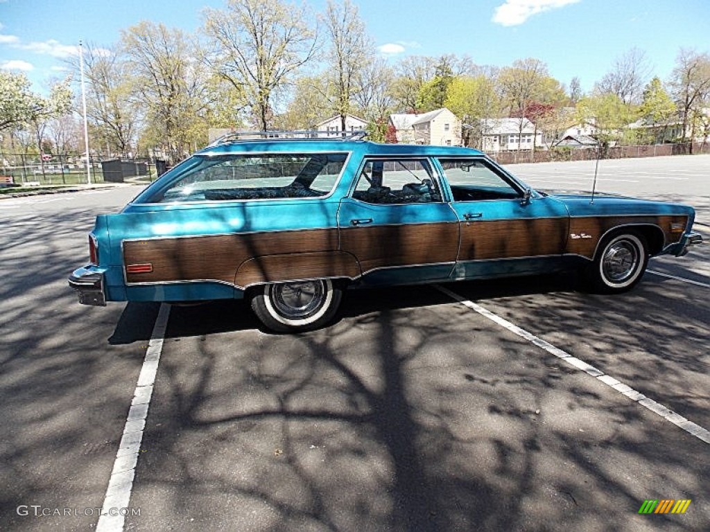 Spectre Blue 1975 Oldsmobile Custom Cruiser Station Wagon Exterior Photo #80309470