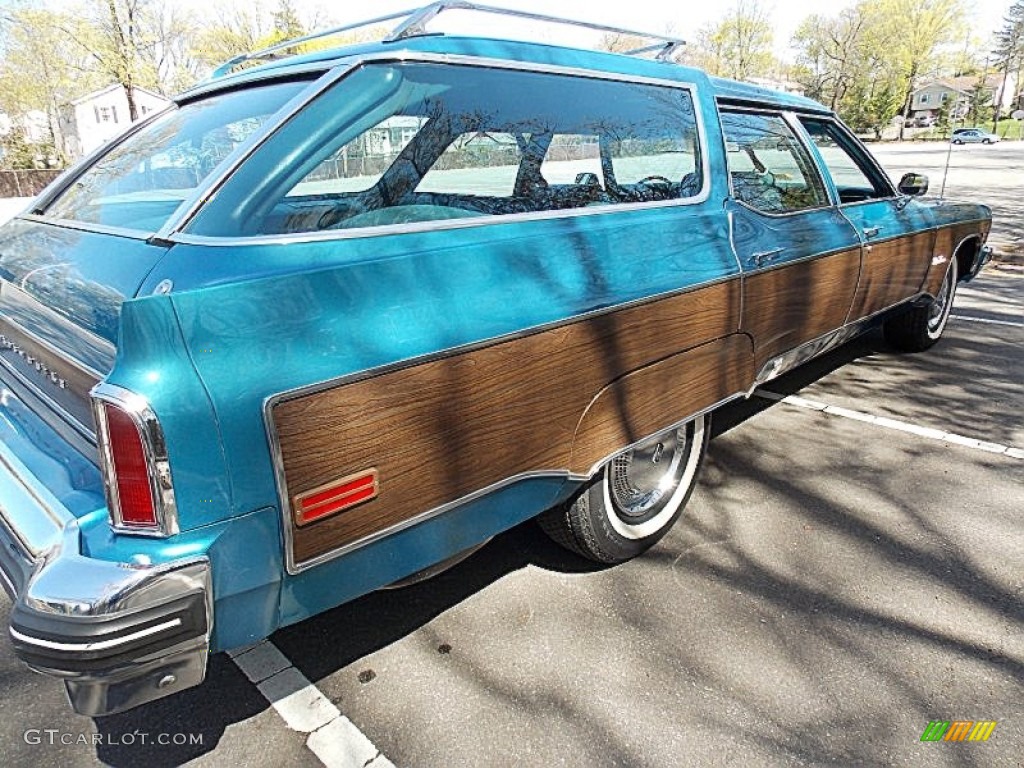 1975 Oldsmobile Custom Cruiser Station Wagon Exterior Photos