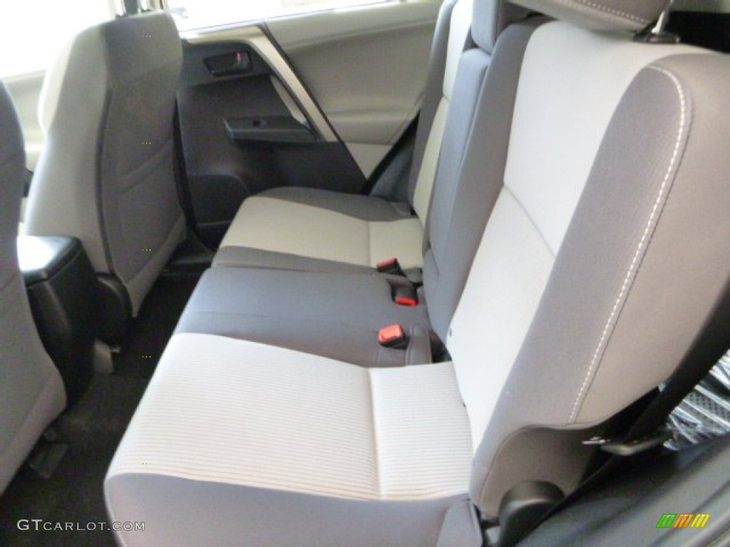 2013 RAV4 XLE AWD - Spruce Green Mica / Ash photo #14