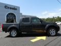 Super Black - Frontier SV Crew Cab Photo No. 8