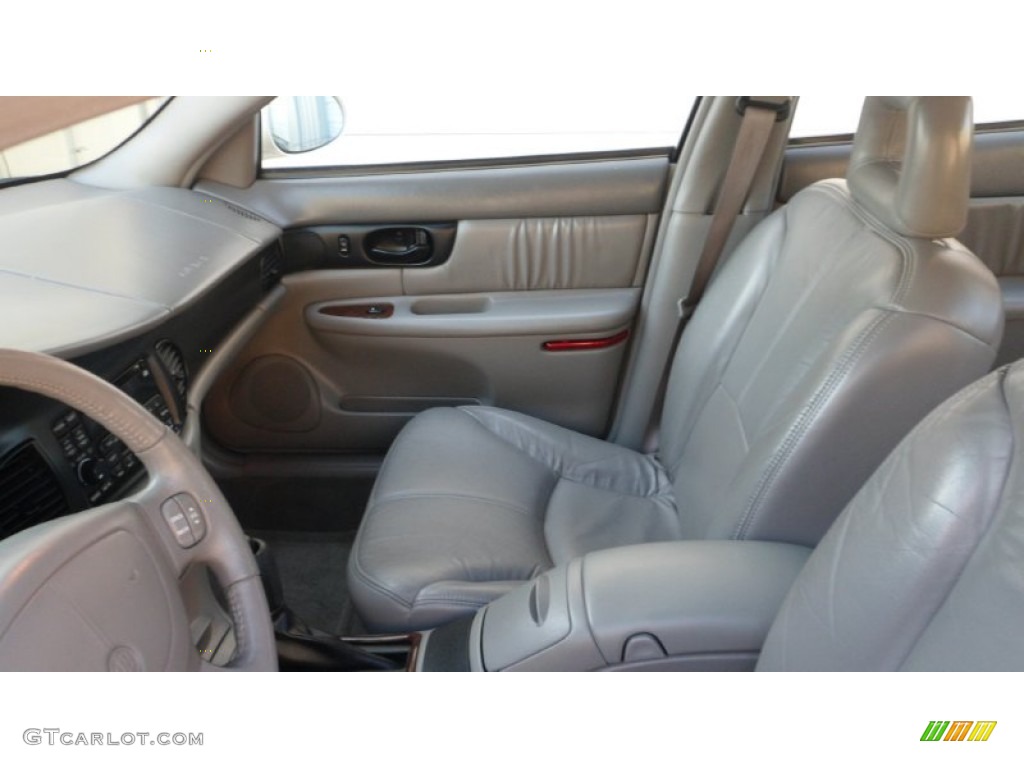2003 Regal LS - White / Medium Gray photo #17