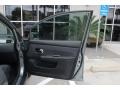 Magnetic Gray - Versa 1.8 SL Hatchback Photo No. 16