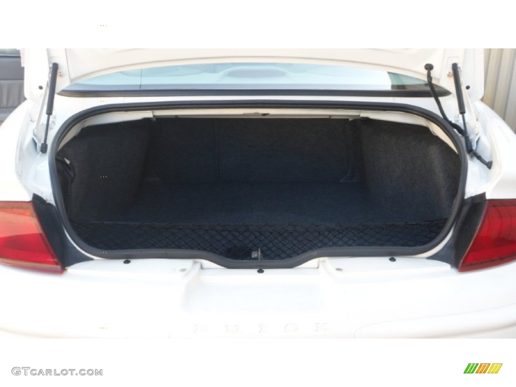 2003 Regal LS - White / Medium Gray photo #35