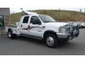 2002 Oxford White Ford F550 Super Duty XL Regular Cab 4x4 Chassis  photo #2