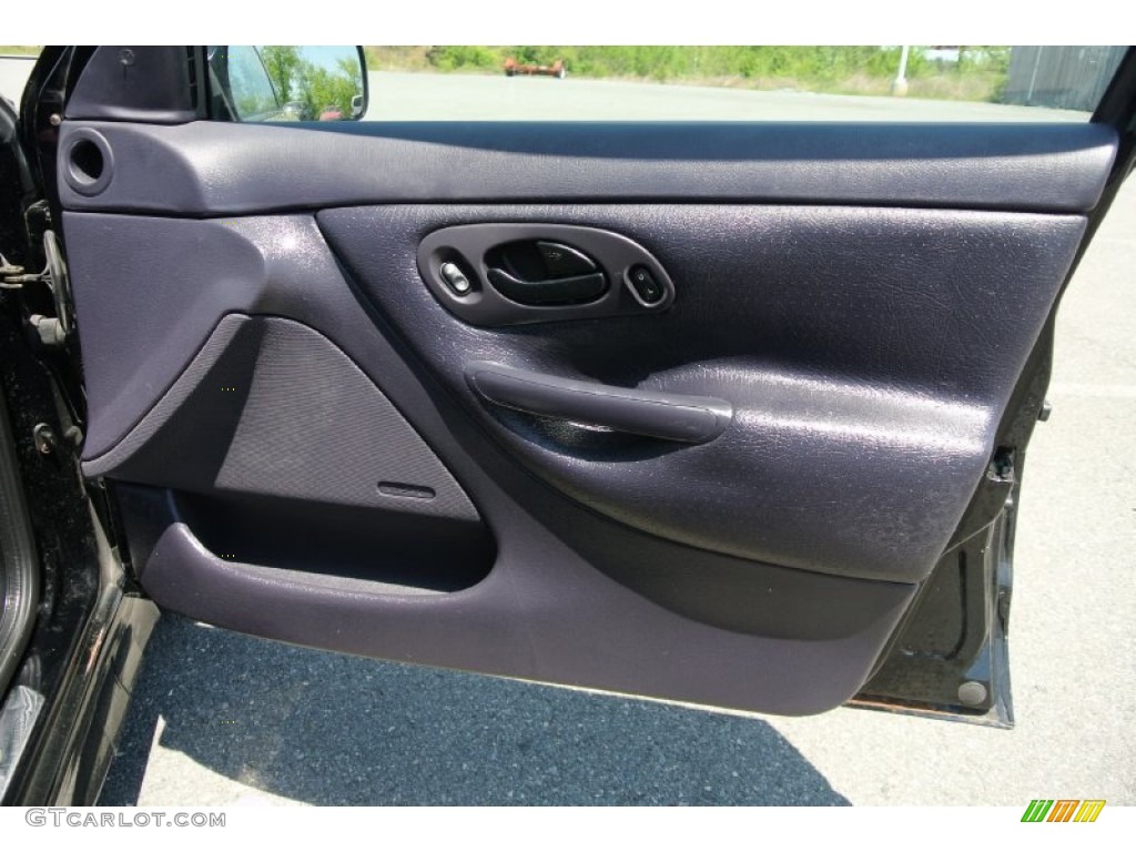 2000 Ford Contour SVT Midnight Blue SVT Leather Door Panel Photo #80324459
