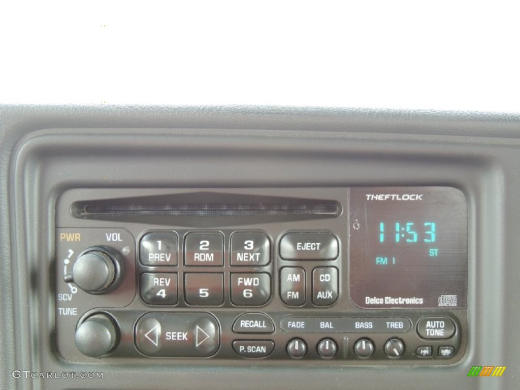 2002 Chevrolet Silverado 1500 LS Extended Cab Audio System Photos