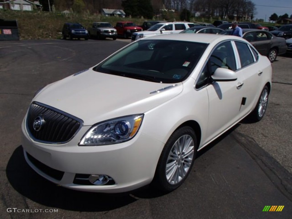 White Diamond Tricoat 2013 Buick Verano FWD Exterior Photo #80324948