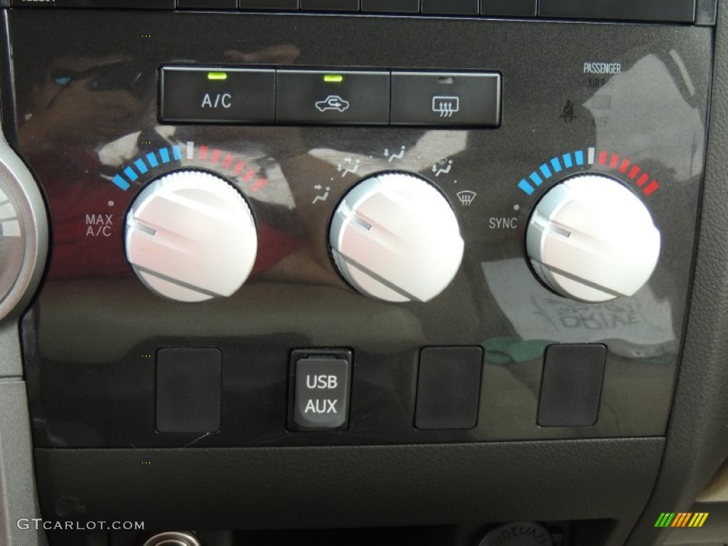 2010 Toyota Tundra TSS CrewMax Controls Photo #80325107