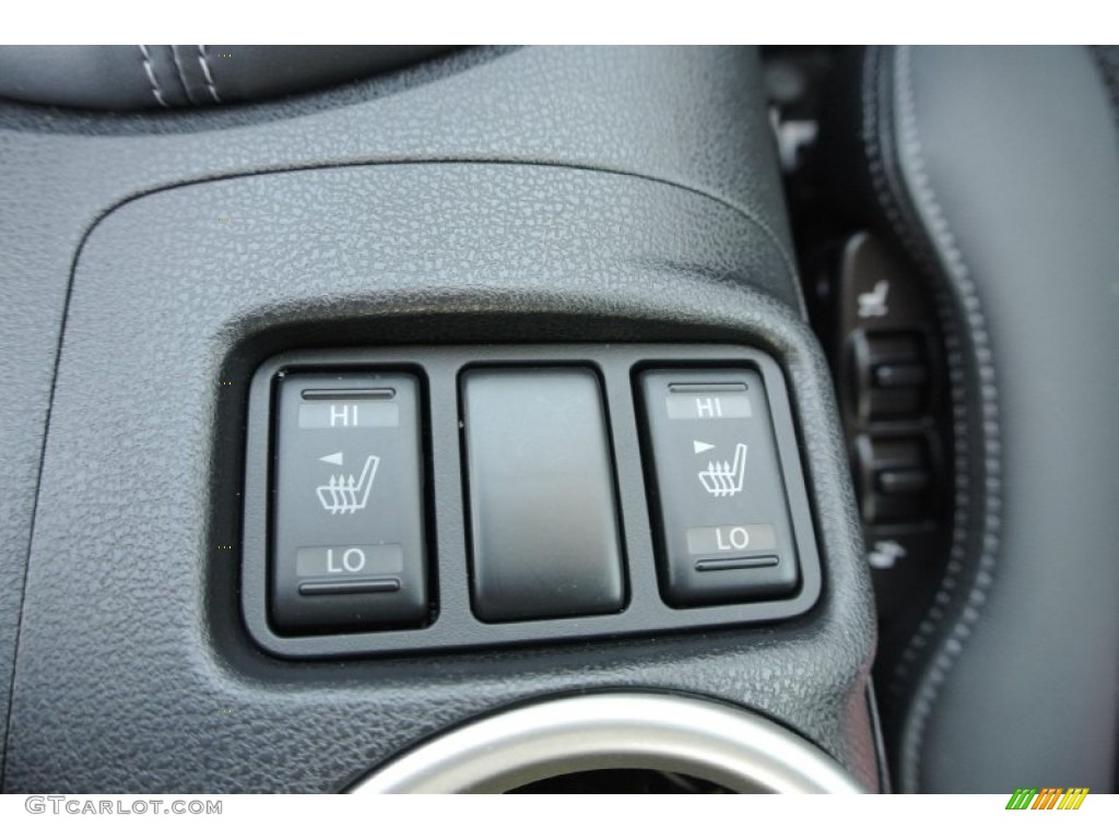 2010 Nissan 370Z Sport Touring Coupe Controls Photo #80325203