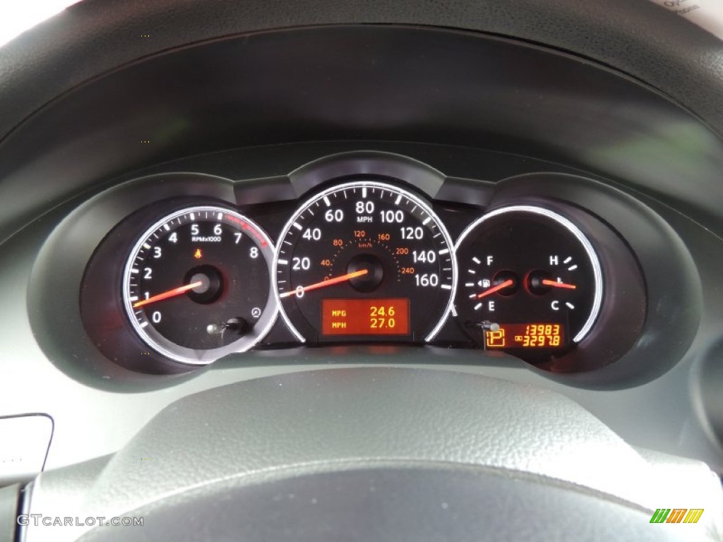 2011 Nissan Altima 2.5 SL Gauges Photos