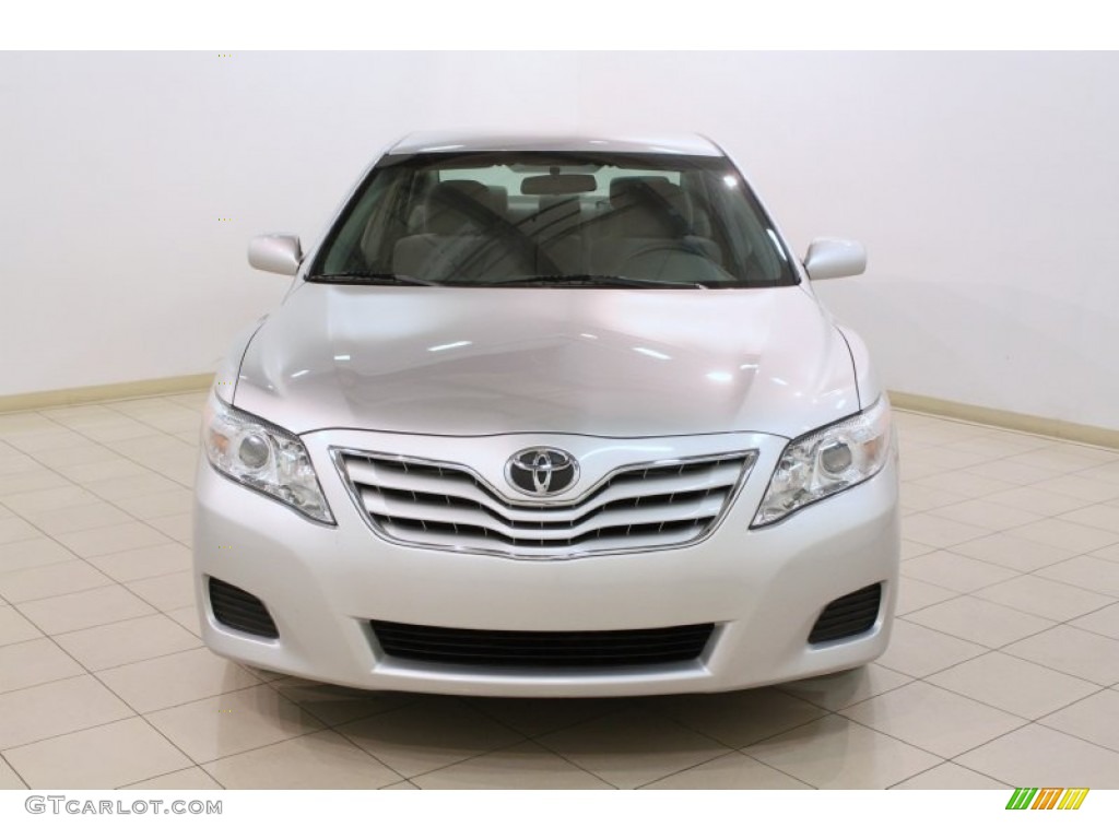 2010 Camry LE - Classic Silver Metallic / Ash Gray photo #2