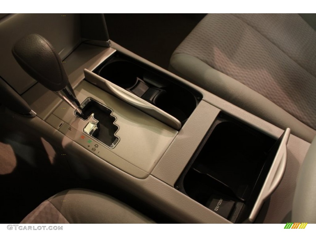2010 Camry LE - Classic Silver Metallic / Ash Gray photo #10