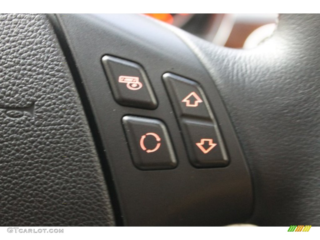 2011 BMW 3 Series 328i Sedan Controls Photo #80329573