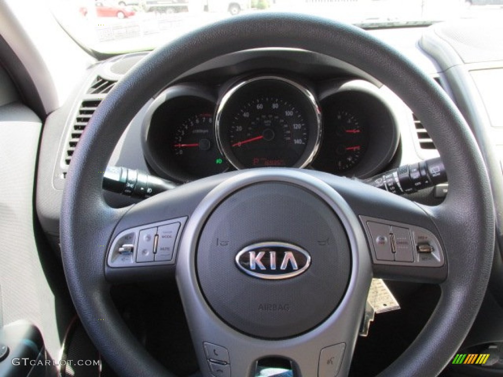 2010 Kia Soul + Steering Wheel Photos