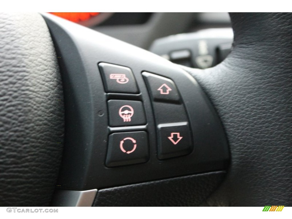 2011 BMW X5 xDrive 50i Controls Photo #80331002