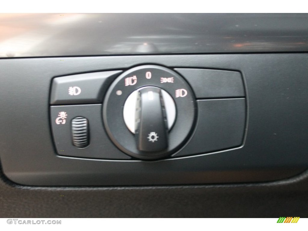 2011 BMW X5 xDrive 50i Controls Photo #80331246