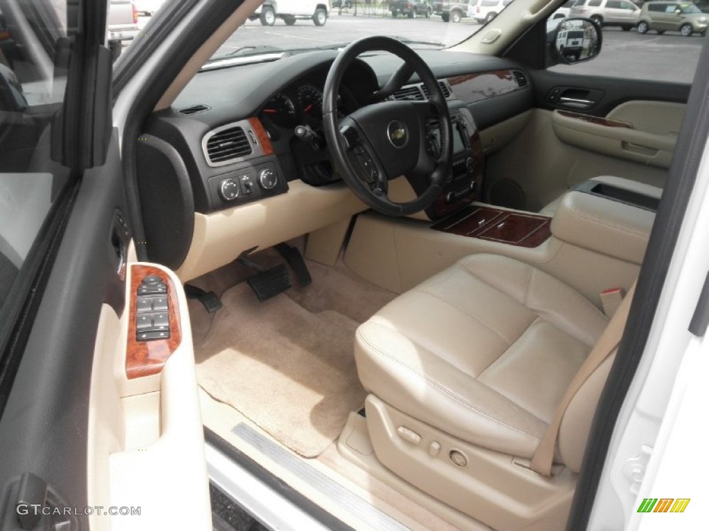 Light Cashmere/Ebony Interior 2008 Chevrolet Suburban 1500 LTZ 4x4 Photo #80335654