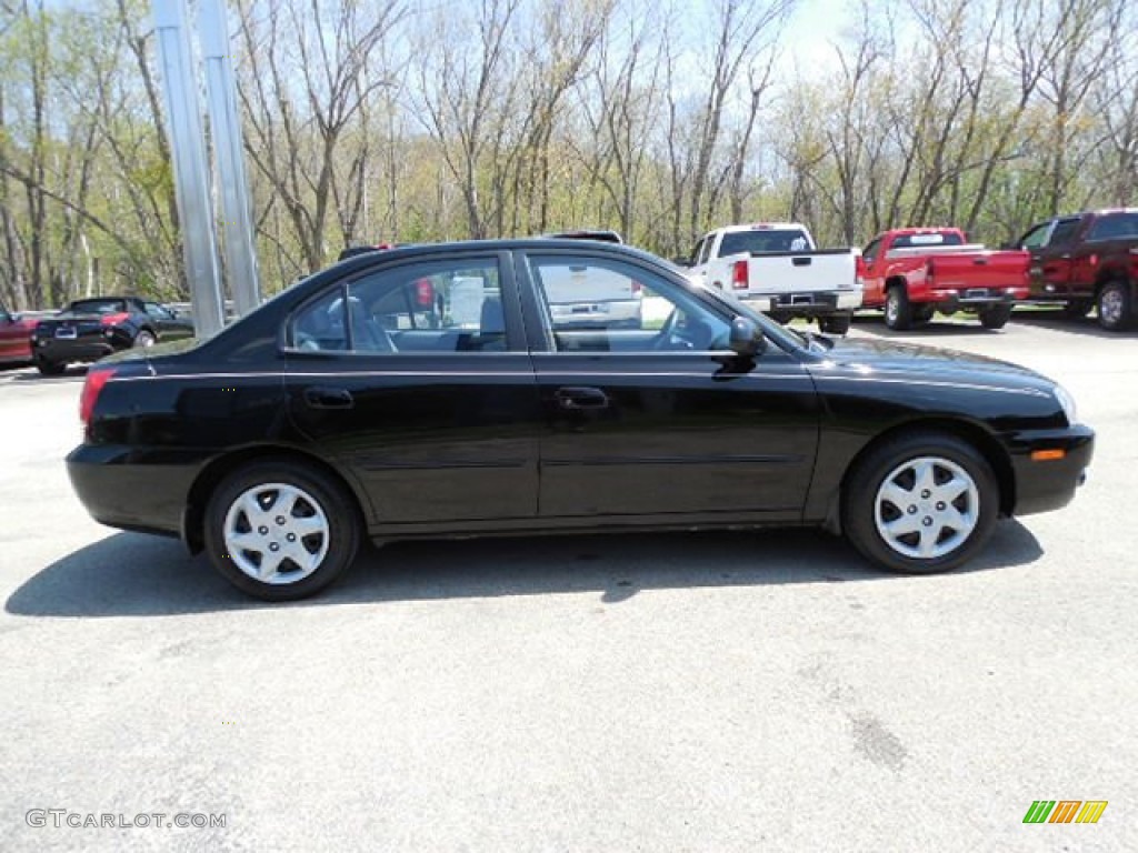 2004 Elantra GLS Sedan - Black Obsidian / Gray photo #7