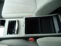 Black - Camry LE Photo No. 28