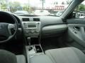 Black - Camry LE Photo No. 32