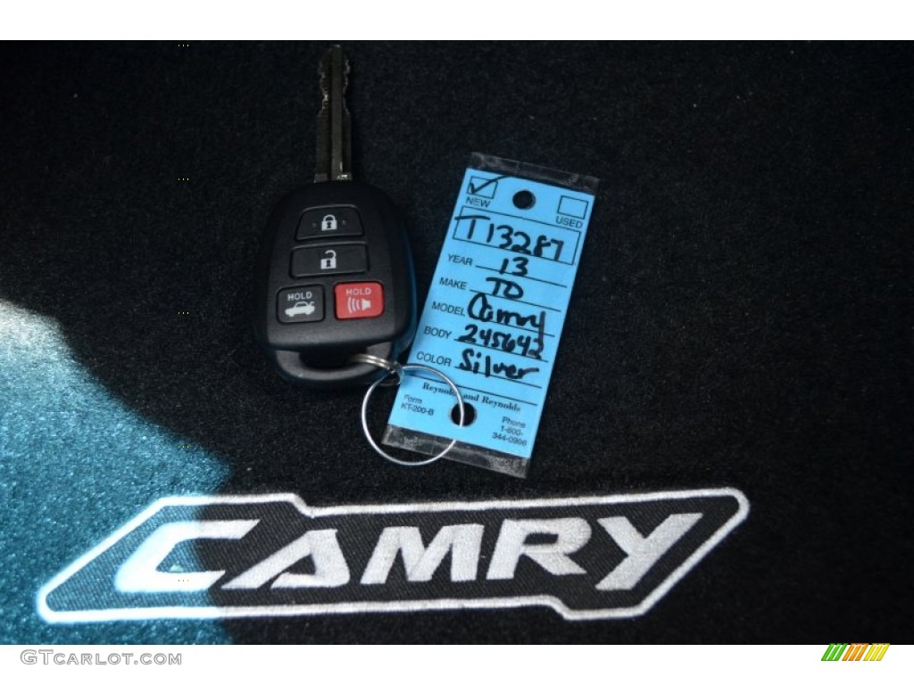 2013 Camry SE - Classic Silver Metallic / Black/Ash photo #19