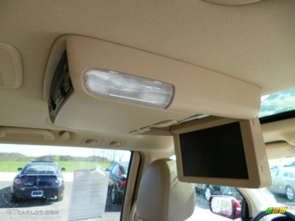 2007 Hyundai Entourage Limited Entertainment System Photo #80340084