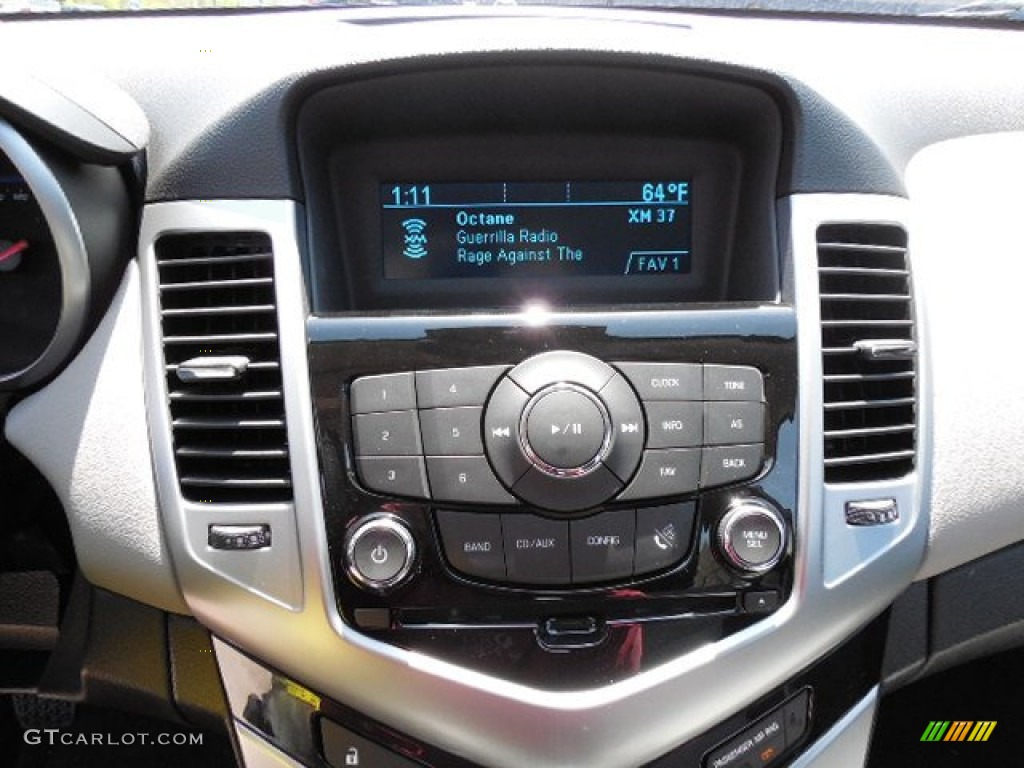 2013 Cruze LS - Blue Topaz Metallic / Jet Black/Medium Titanium photo #16