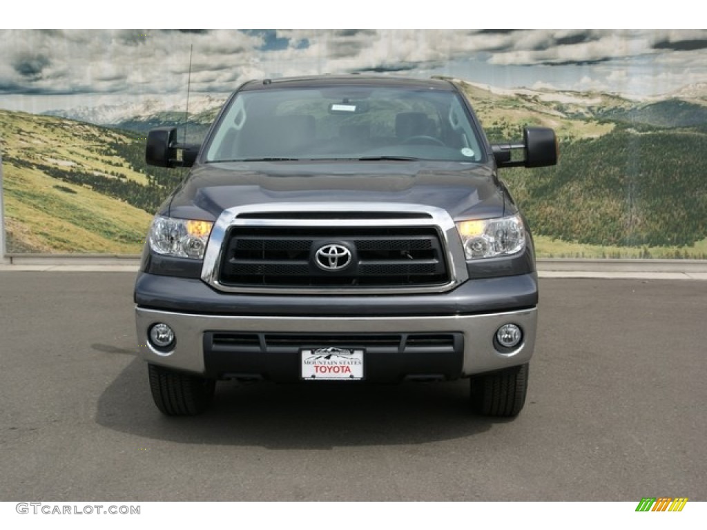 2013 Tundra SR5 CrewMax 4x4 - Magnetic Gray Metallic / Black photo #3