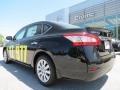 Super Black - Sentra SV Photo No. 2