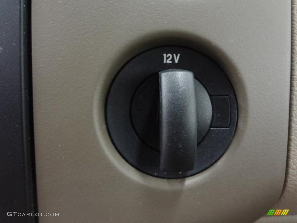 2005 F150 XLT Regular Cab 4x4 - Medium Wedgewood Blue Metallic / Tan photo #20