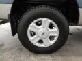 2005 Ford F150 XLT Regular Cab 4x4 Wheel and Tire Photo