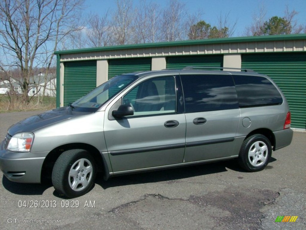 Spruce Green Metallic Ford Freestar