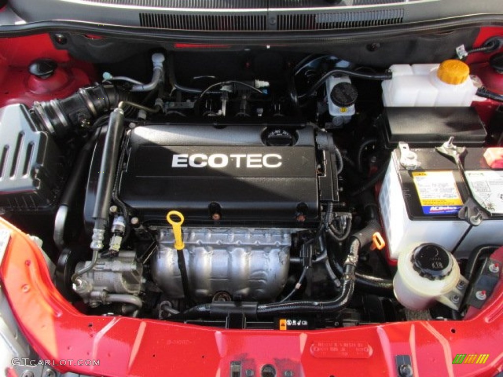 2010 Aveo Aveo5 LT - Sport Red / Charcoal photo #10