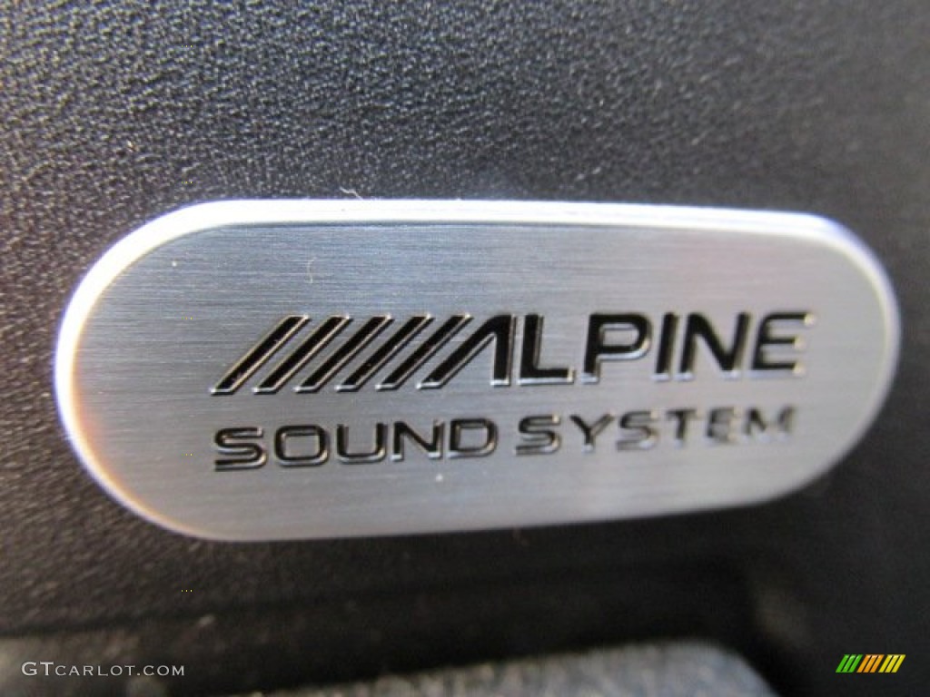 2011 Dodge Charger R/T AWD Audio System Photos