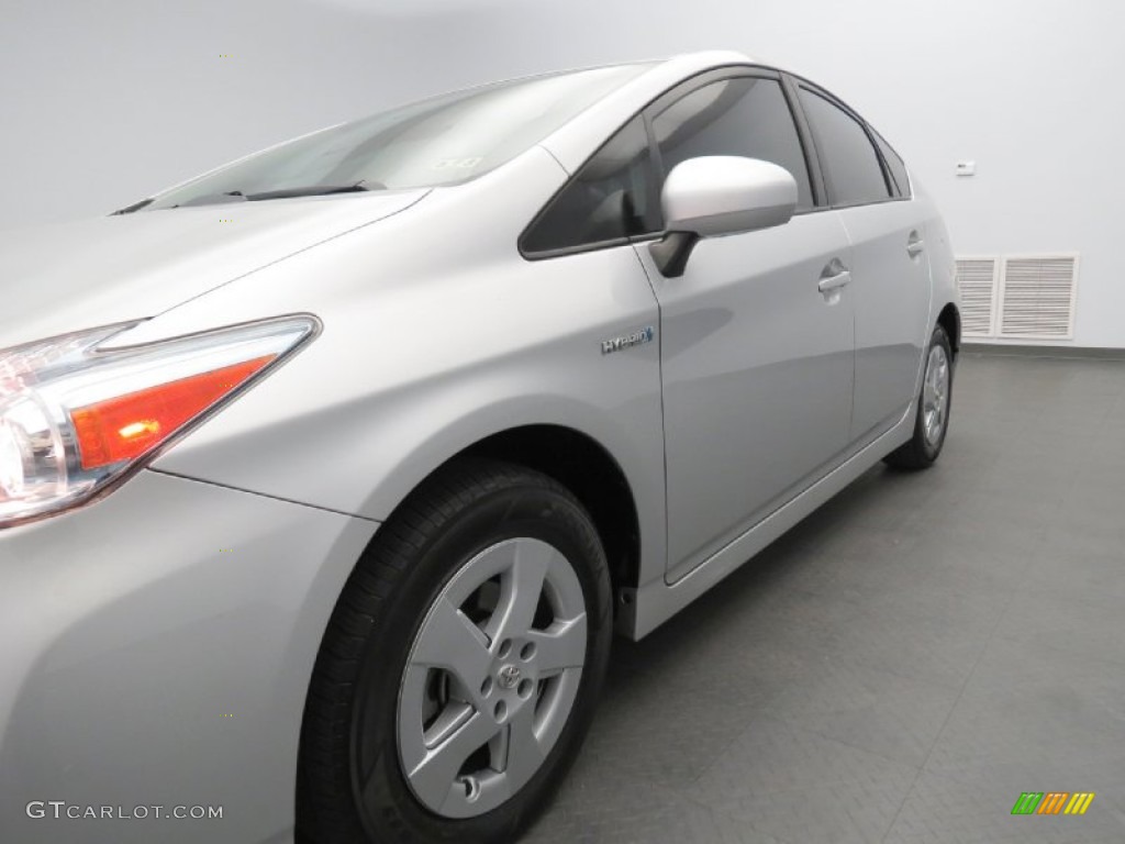 2010 Prius Hybrid II - Classic Silver Metallic / Dark Gray photo #21
