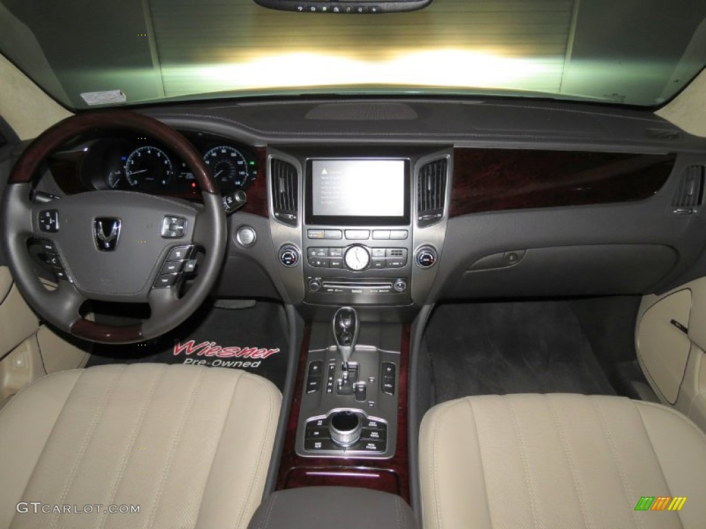 2012 Hyundai Equus Signature Dashboard Photos