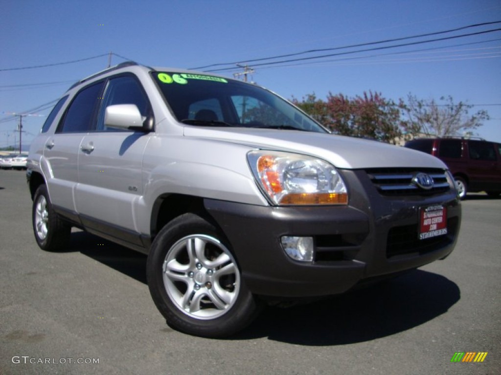 2006 Sportage LX V6 4x4 - Satin Silver / Black photo #1