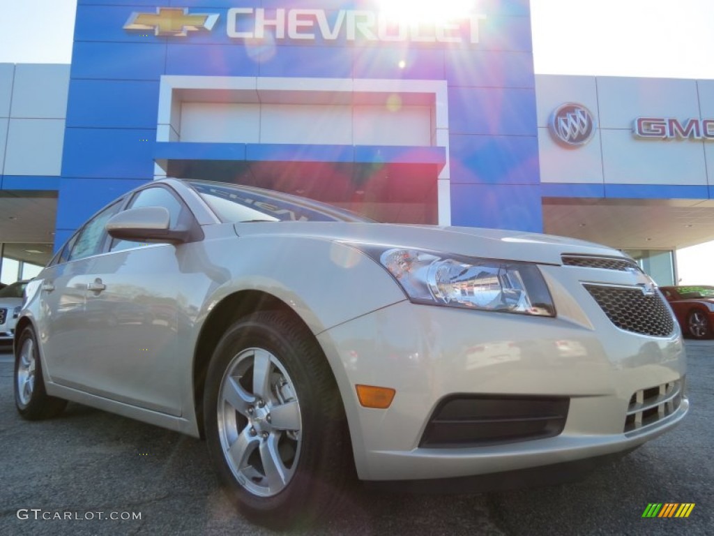 2013 Cruze LT - Champagne Silver Metallic / Medium Titanium photo #1