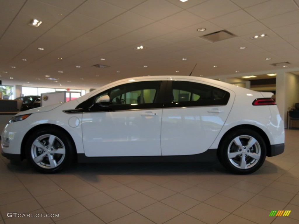 2013 Volt  - Summit White / Pebble Beige/Dark Accents photo #4
