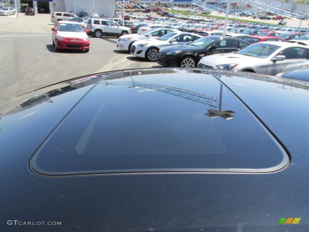 2013 Elantra Limited - Black / Gray photo #4