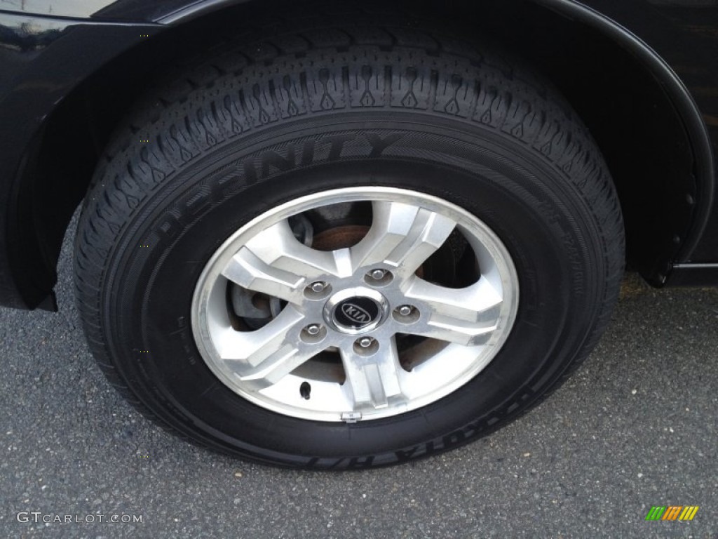 2005 Kia Sorento LX 4WD Wheel Photos